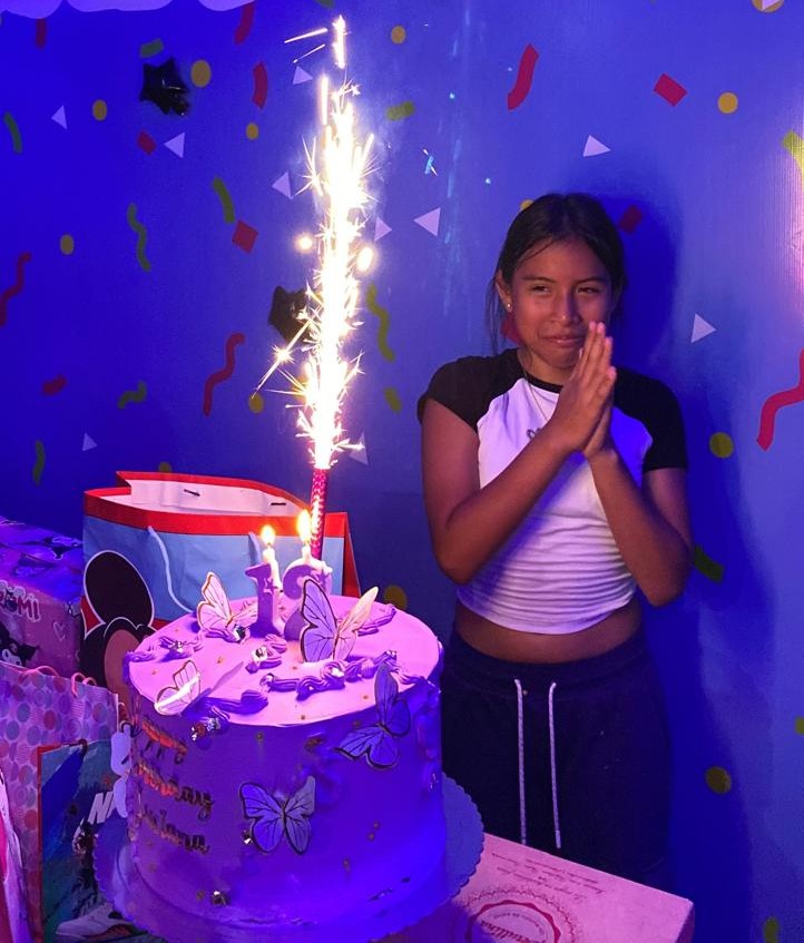 Cumpleaños Happy Jumping